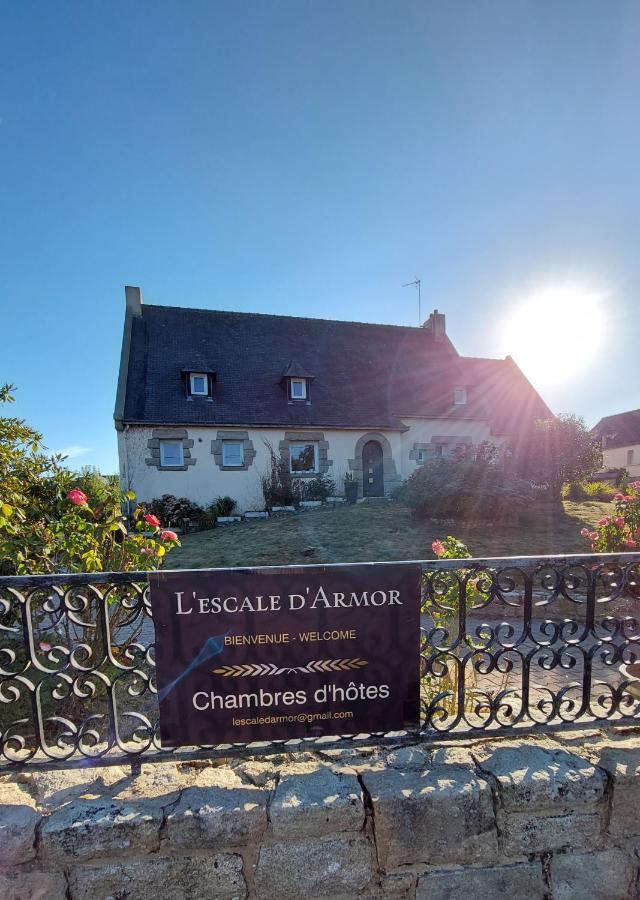 Bed and Breakfast L'Escale D'Armor Loudéac Exterior foto